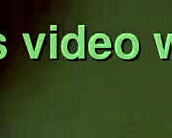 यह सीधा लड़का फिर से क्यों हिलाता है?