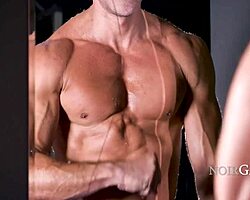 गांड में मज़ा, Bada kala lund, Sexy hunk, Muscular, Bada Lund, लंड का खेल, Kaali sundari