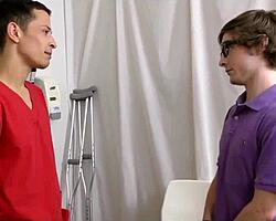 Asian ki garmi, Gaand ke rang, Sabra wala, Hospital ke maze, Naujawan ladka, Pehli baar ka sukh, Doctor Ka Checkup